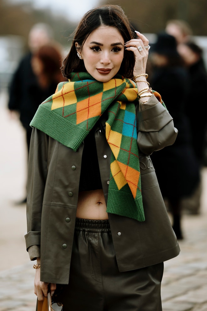 Street style Paris Fashion Week, březen 2024