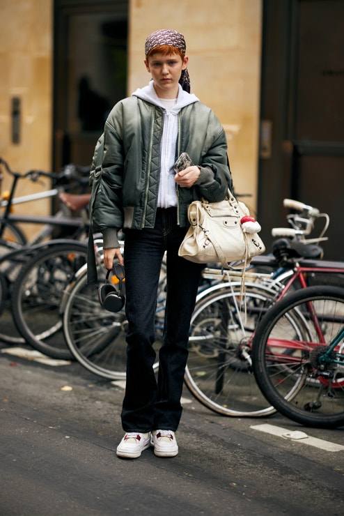 Street style na Paris Fashion Week, podzim 2024