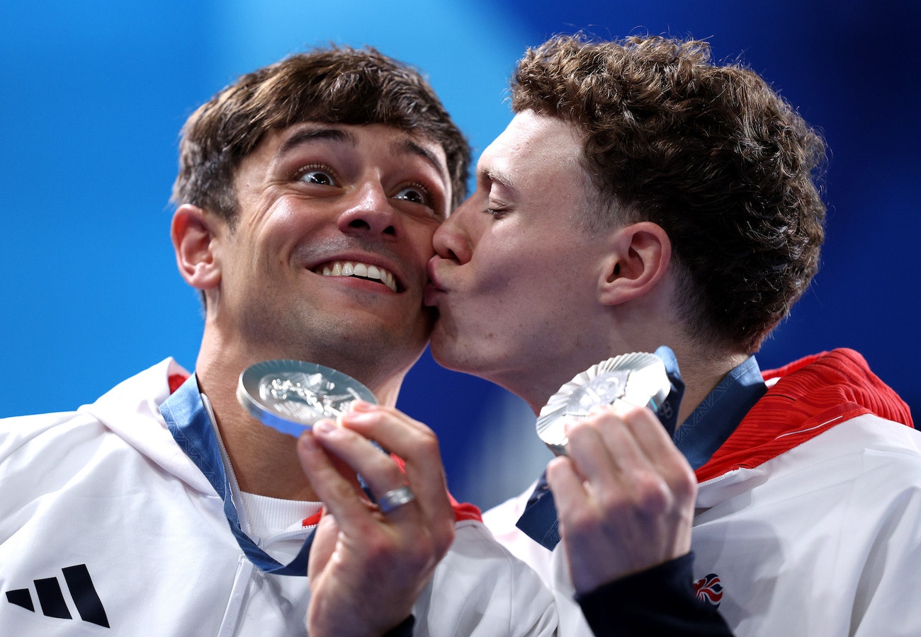 Thomas Daley a Noah Williams z Velké Británie, stříbrní v synchronním skoku do vody z deseti metrů na olympiádě 2024