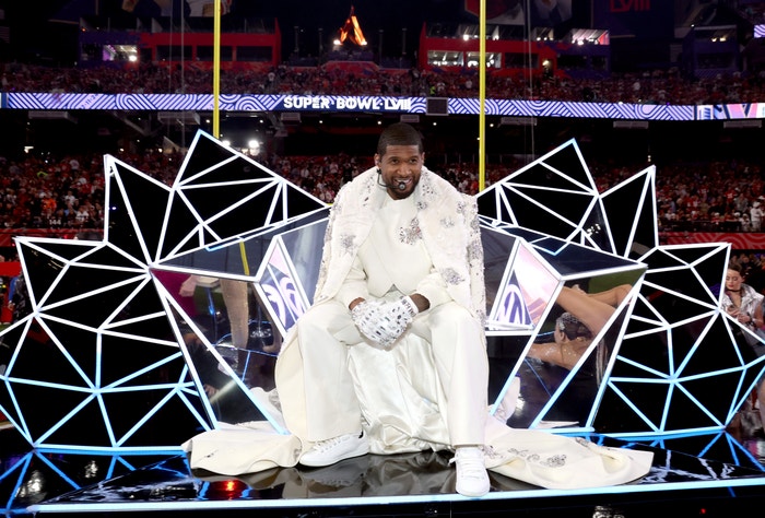 Usher na Super Bowl