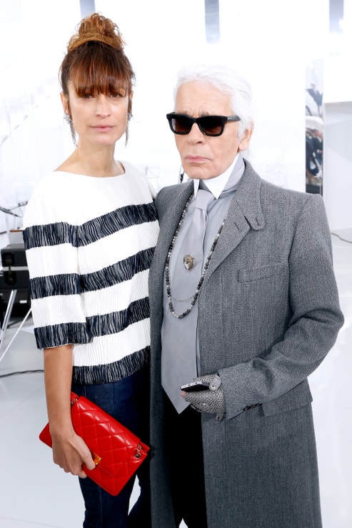 S Caroline de Maigret v zákulisí přehlídce Chanel Haute Couture jaro - léto 2014, leden 2014