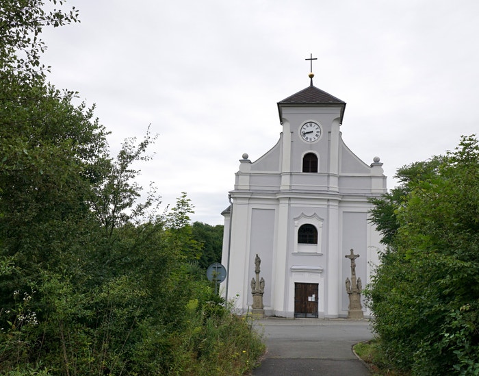 Šikmý kostel svatého Petra z Alkantary, Karviná-Doly