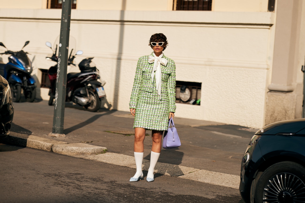 Street style Milan Fashion Week, únor 2025