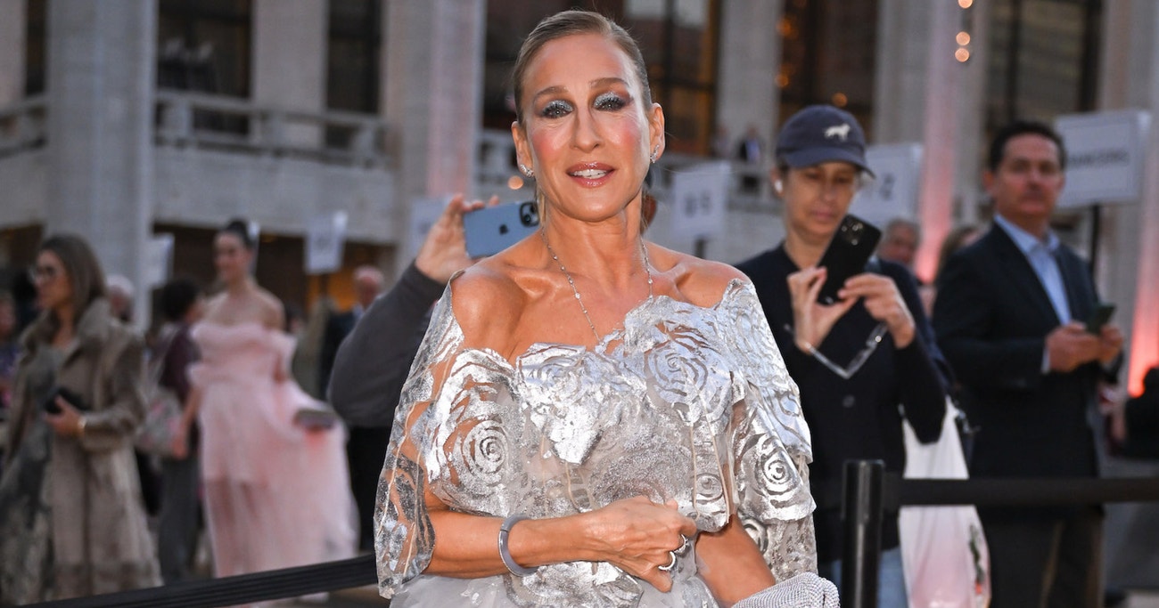 Na balet ve velkém stylu: Sarah Jessica Parker ví, jak si podmanit červený koberec