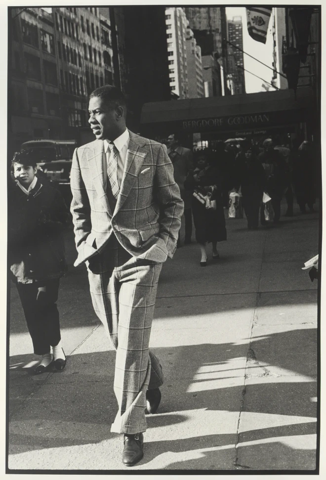 André Leon Talley 5th Avenue, Arthur Elgort, 1986;