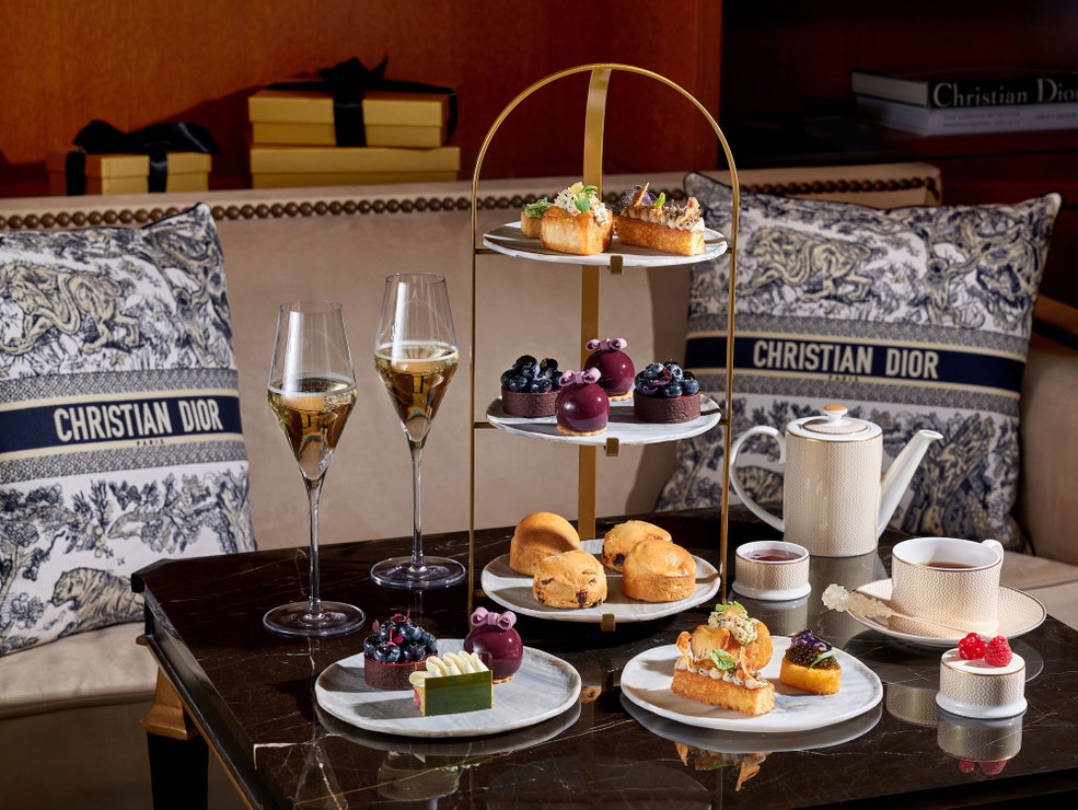 Dior Afternoon Tea ve Four Seasons Hotel Prague