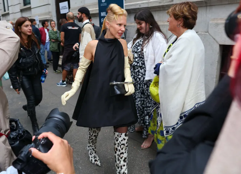 Street style Milan Fashion Week, září 2024