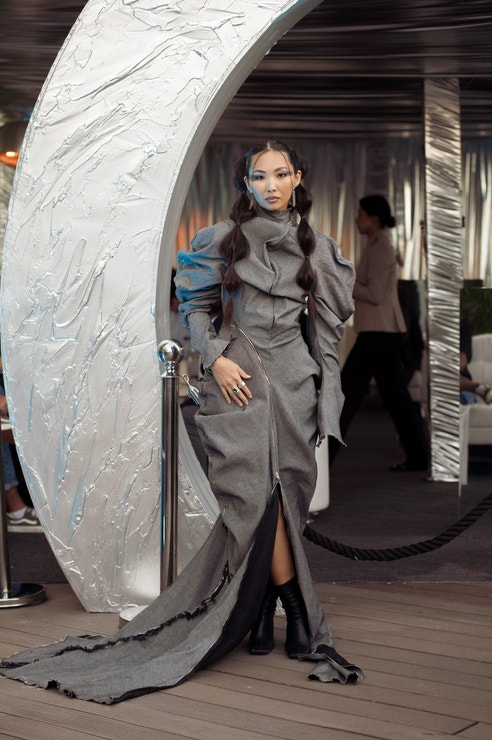 Street style Visa Fashion Week Almaty, květen 2024