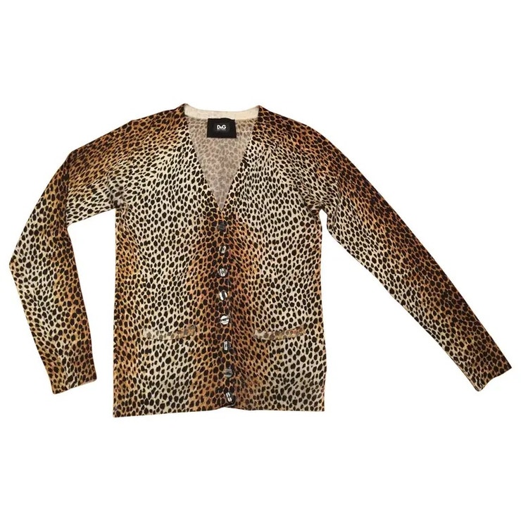 Kardigan s leopardím potiskem, D&G, prodává Vestiaire Collective, 74 €