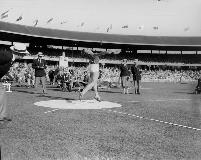 Olga Fikotová na LOH v Melbourne, 1956