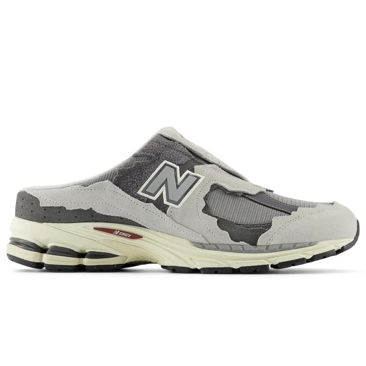 Nazouváky M2002MA, NEW BALANCE, prodává New Balance, 2559 Kč