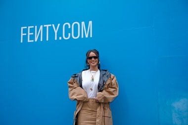 Rihanna zve do zákulisí Fenty